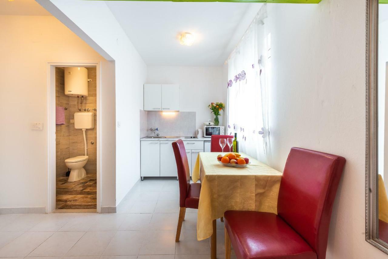Apartment Fiorenini Млини Екстер'єр фото